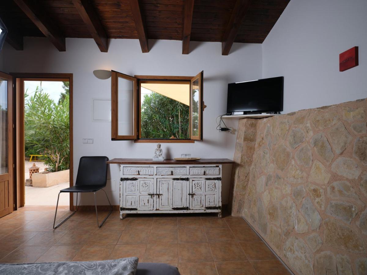 Agroturismo S Hort De Can Carrio Ag226 Ses Salines  Exterior photo